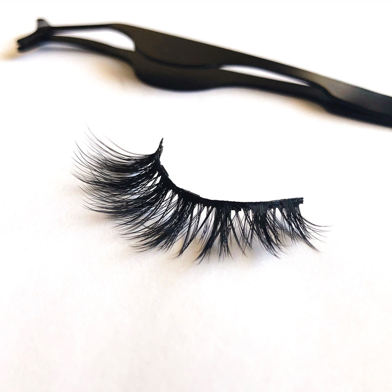 Pairs Of False Eyelashes With Magnets In Fashion